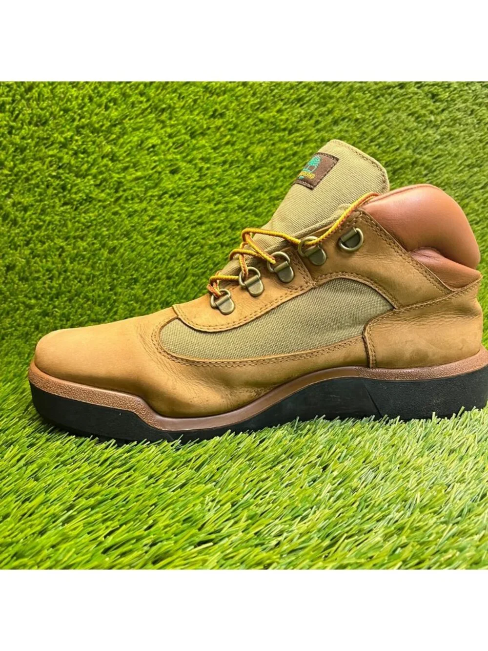 Timberland Classic Field Mens Size 10.5 Brown Leather Waterproof Trail Boots